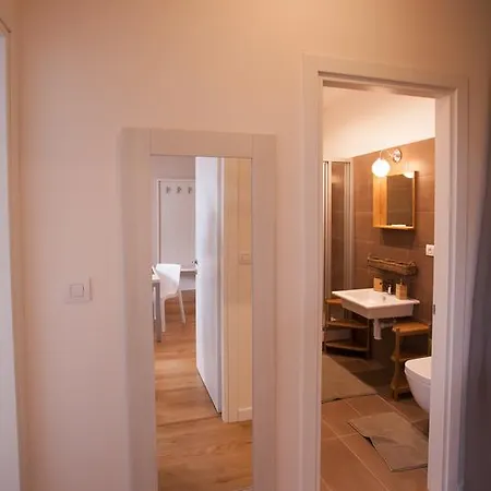 Apartment Privilege Kroftova *